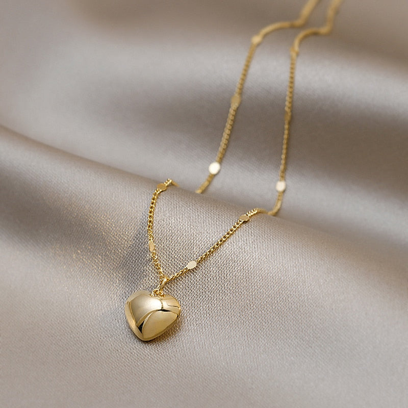 Gold Necklace with Heart-Shaped Pendant