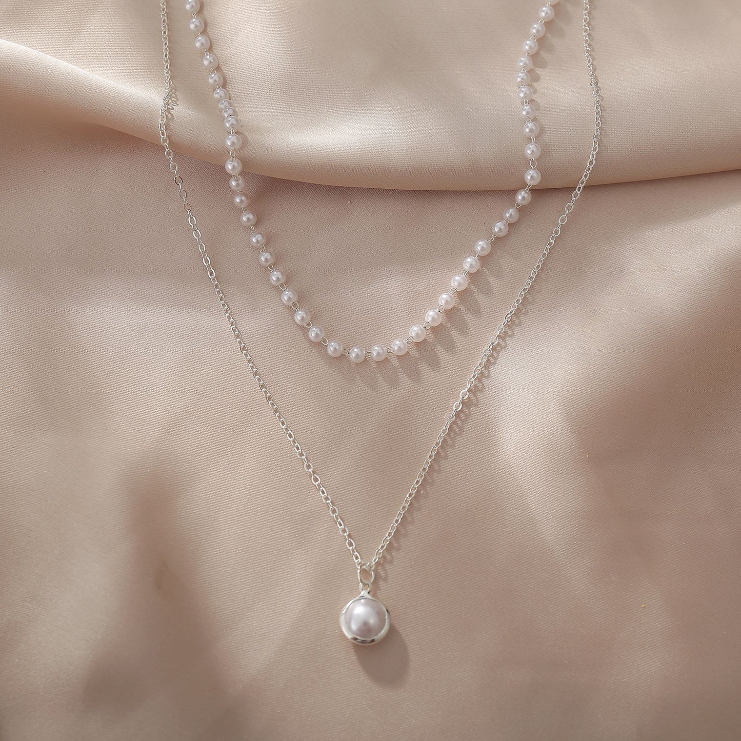 Elegant Retro Style Double-Layer Pearl Necklace - Choker