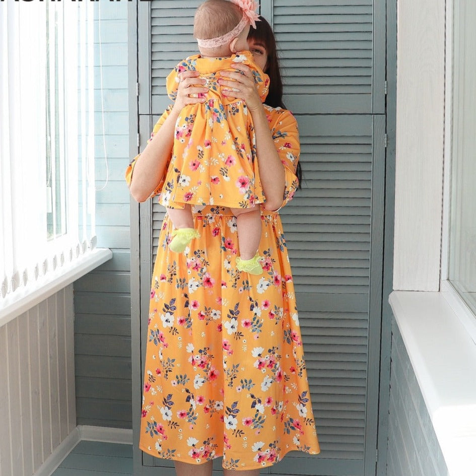 Matching Family Outfit - Mummy and Daughter Floral Dress