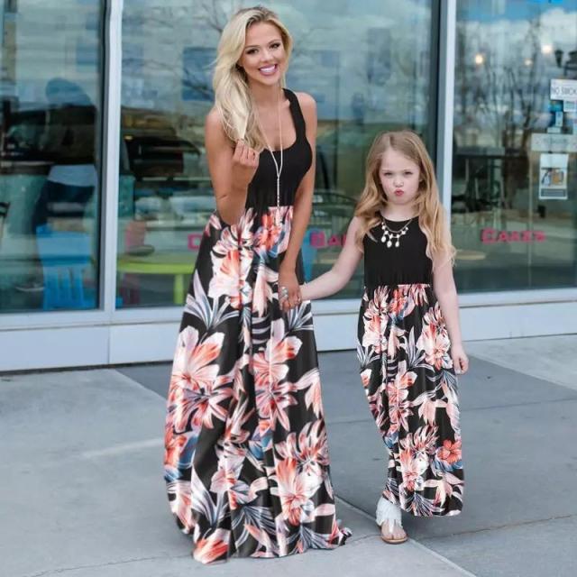 Matching Family Outfit - Mummy and Daughter Long Dress with Flowered Skirt