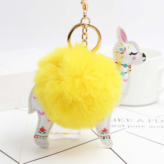 Cute Keychain with Pompom - Alpaca shape