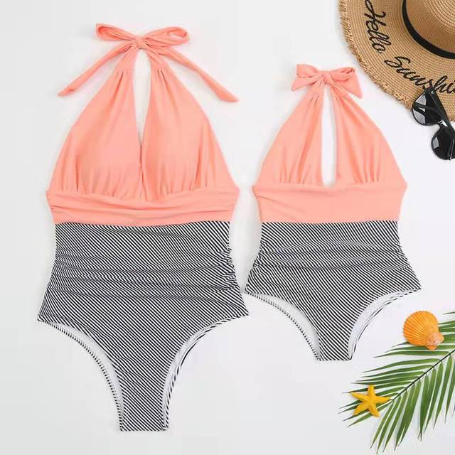 Matching Family Outfit - Mummy and Daughter Swimsuit